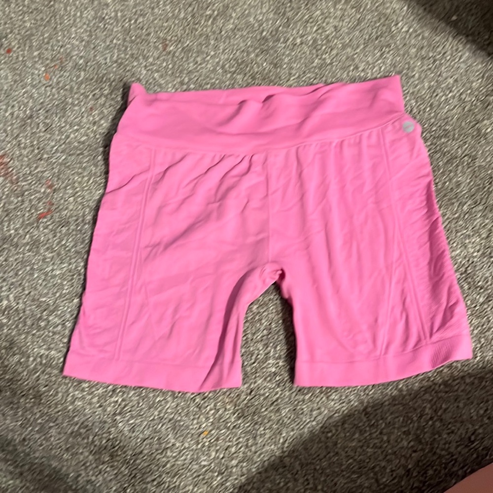 pink biker shorts